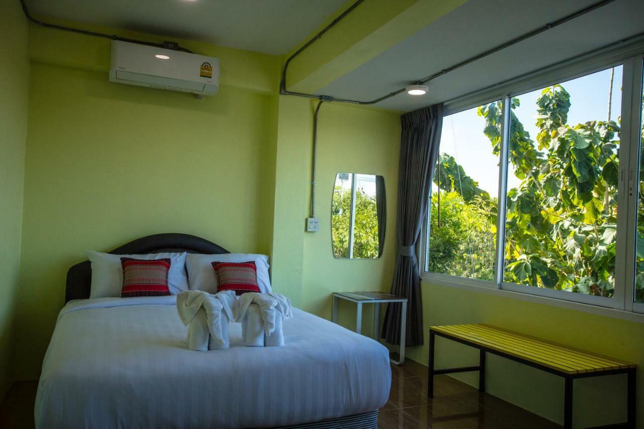 Baan Chang Hotel & Coffee House Tak Exterior foto